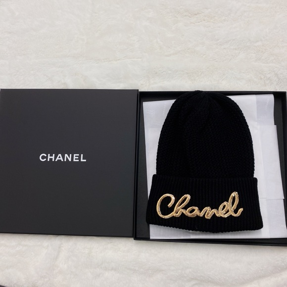 Chanel hat beanie - Picture 2 of 5
